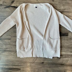 Universal Thread Cream Sweater